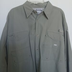 Columbia Men's Gray Button Down Shirt  Size 3XL